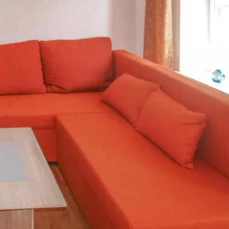 1 Bedroom Beautiful In Apartament Wißmar